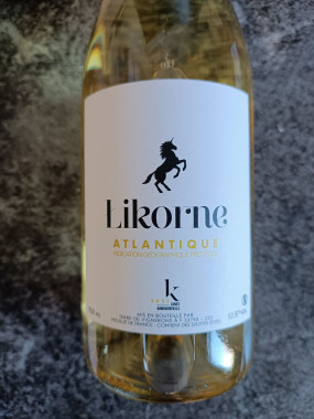 Vin blanc Likorne