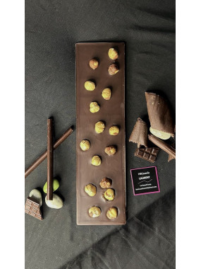 Tablette de chocolat Noir 64% - Noisettes