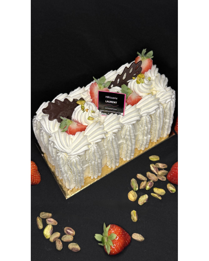 //VACHERIN Fraise /Pistache 8 PERS.